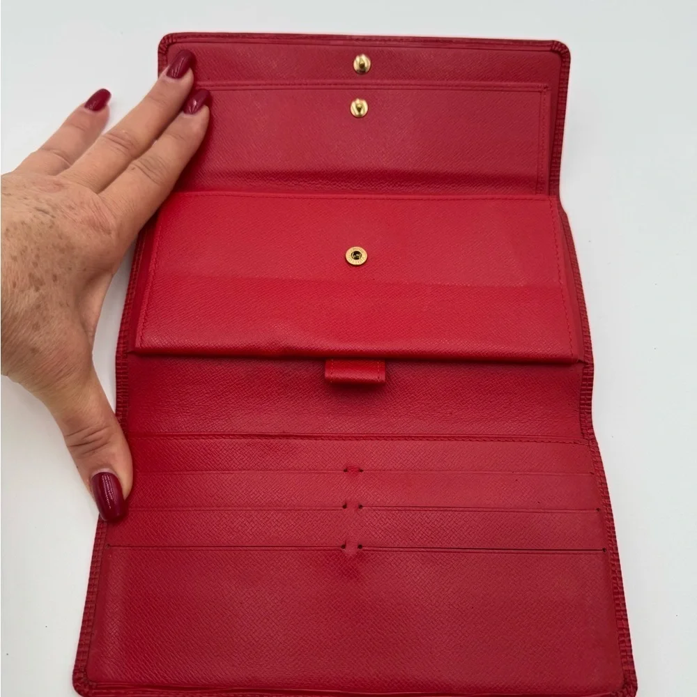 Authentic Louis Vuitton Red Epi Leather Porte Tresor International Wallet